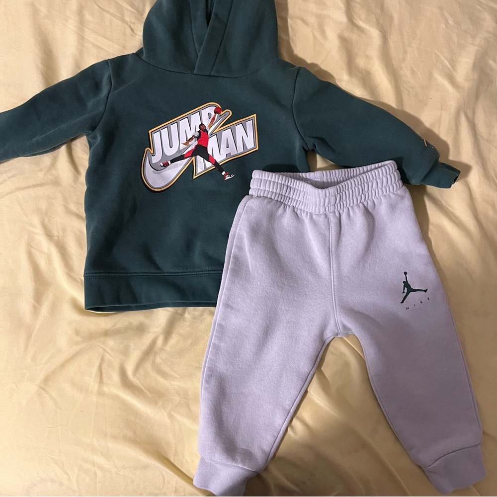 Kids Green and Gray Jumpman Hoodie and Joggers Set